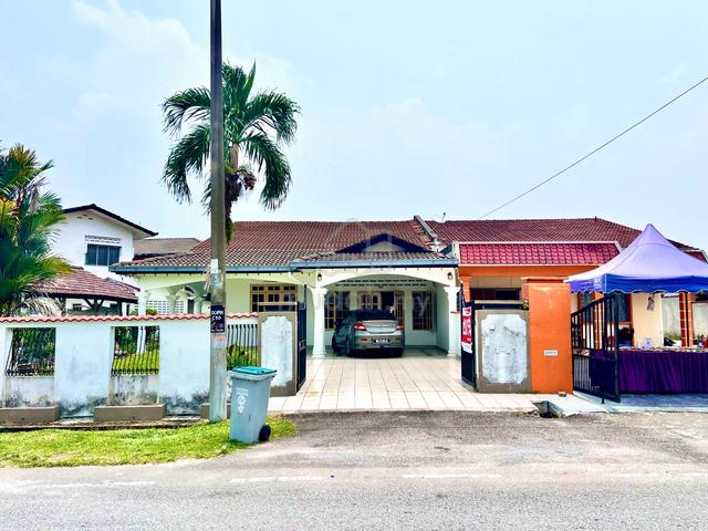 Semi-D Gedong Lalang Ampangan Seremban Depan Sekolah SKKGV 40x106 sf 1