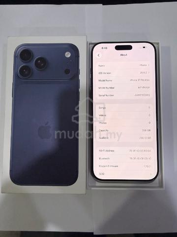 iPhone 17 Pro Max 256gb Blue - photo 2 of 3