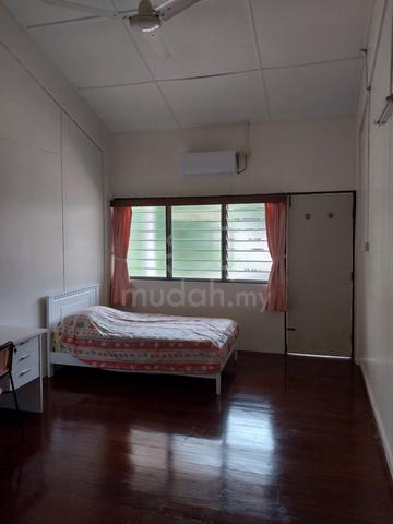 Room only, near Island Hospital, Georgetown 1