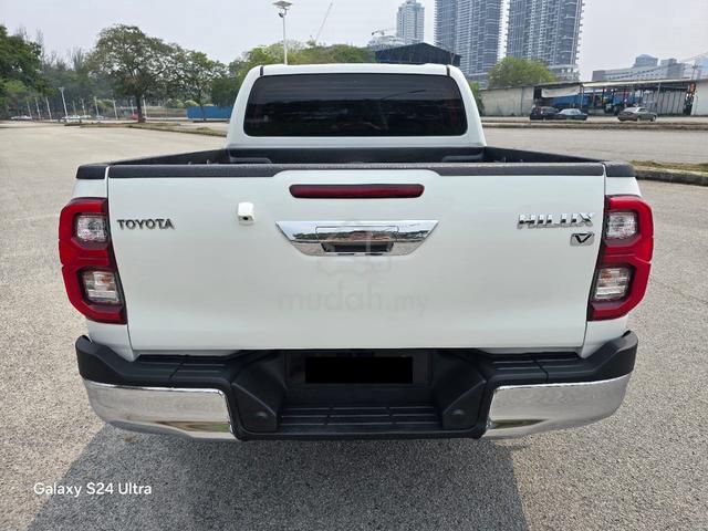 2020 Toyota HILUX 2.4 V FACELIFT (A) FULL LOAN - 4