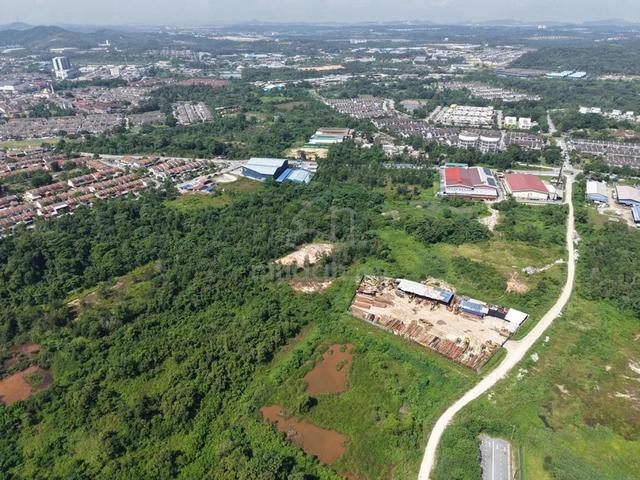 Freehold 4.8 Acres Industrial land in saujana rawang for sale 1