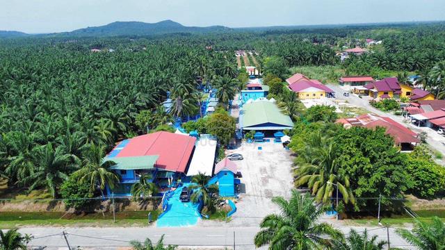 CAMSITE RESORT Kuala selangor blue city 1