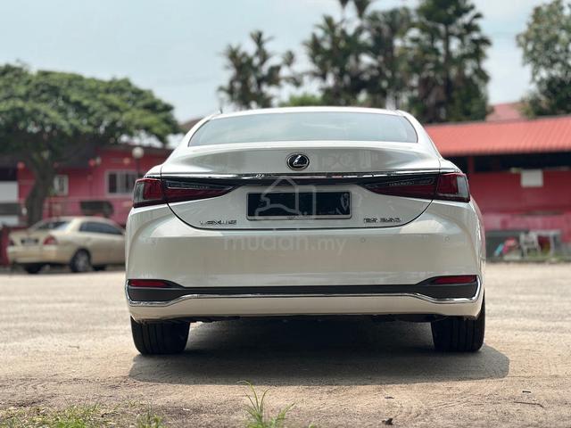2020 Lexus ES250 2.5 LUXURY MY19 XZ10 (A) - 4