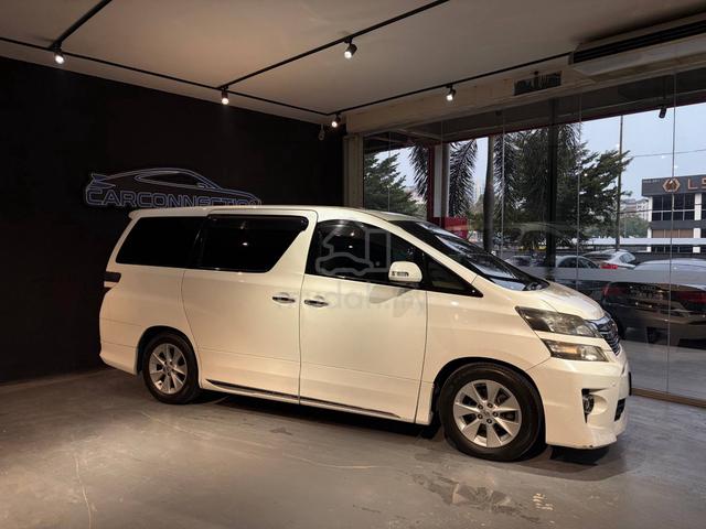 2013 Toyota VELLFIRE ZG 3.5 V6 - 7 Seater MPV - 2