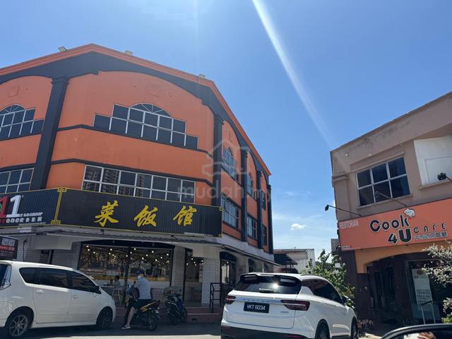 GF jalan PSK ,Taman Bukit Serdang,Seri Kembangan OLIVE HILL Equine 1