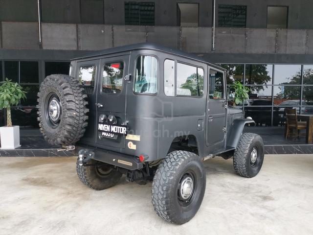 1982 Toyota FJ60 2.5 HARDTOP (M) - 4
