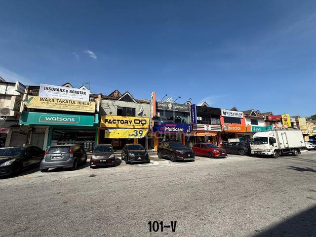 PRIME LOCATION !! 25x75 Seksyen 18 1st Floor Shoplot Shah Alam 1