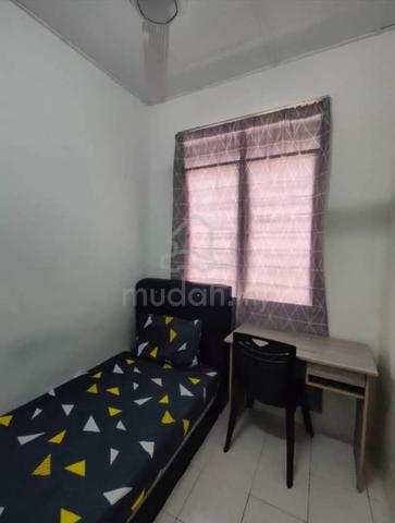 NICE SINGLE ROOM FULLY FURNISHED FOR RENT @ Pulau Indah 1