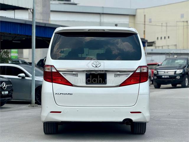 2014 2017 Toyota ALPHARD 2.4 240S TYPE GOLD P/BOOT - 4