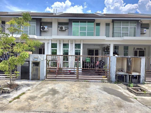 FREEHOLD, RENOVATED Double Storey Terrace, Bangi Avenue 2 , BANGI 1
