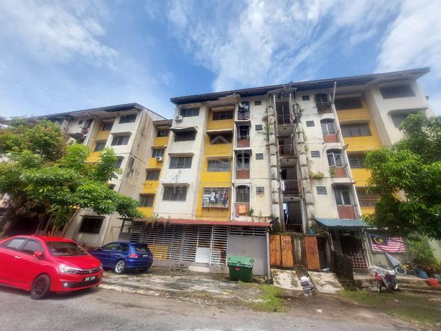 Flat PKNS Seksyen 24 Shah Alam 1