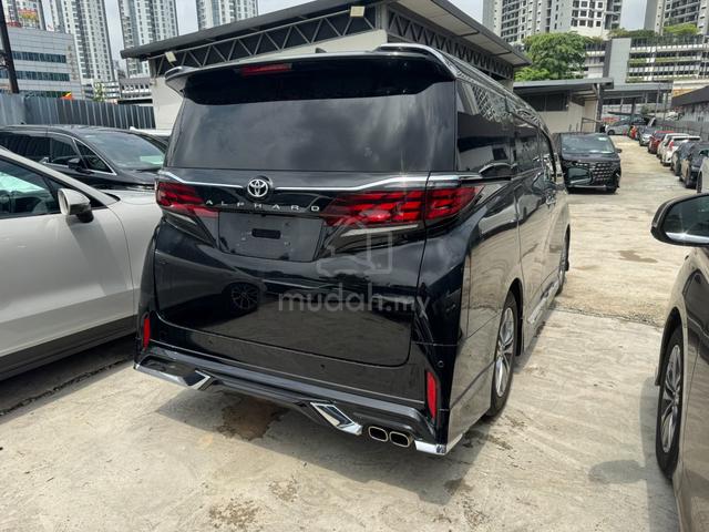 2024 Toyota ALPHARD 2.5 Z MOONROOF  / MODELISTA - 2
