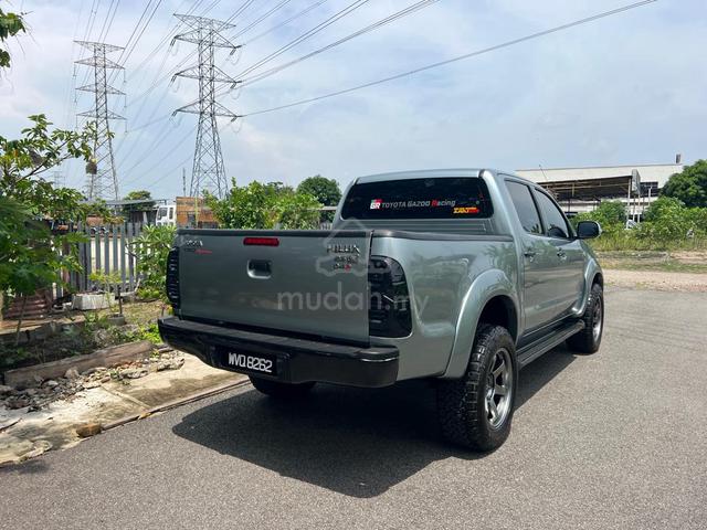 2011 Toyota HILUX 4X4 2.5 (M) - 3