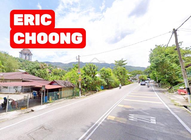 AYER ITAM BUNGALOW HOUSE Commercial USE BIG LAND AREA 8300 SQFT RENT 1