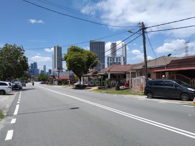 Renovated Rumah teres 1.5 tingkat Taman Keramat,K.Lumpur 1