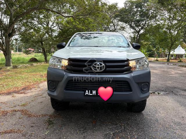 2021 Toyota HILUX SINGLE CAB 2.4 MT  2 Doors - 2