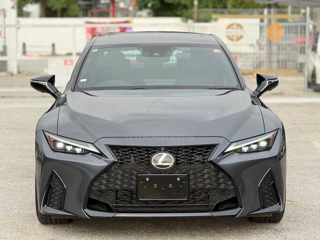 READY 2022 Lexus IS300 2.0 F-SPORT MODE BLACK (A) - 3