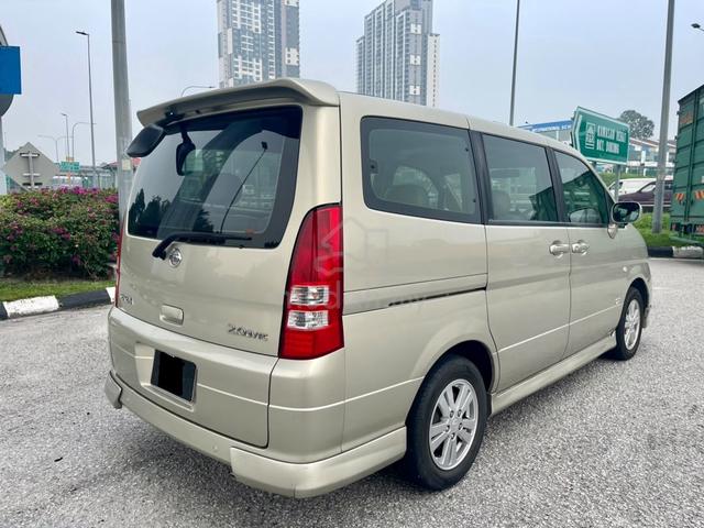2011 Nissan SERENA 2.0 HIGH-WAY STAR C24(A)360 CAM - 2