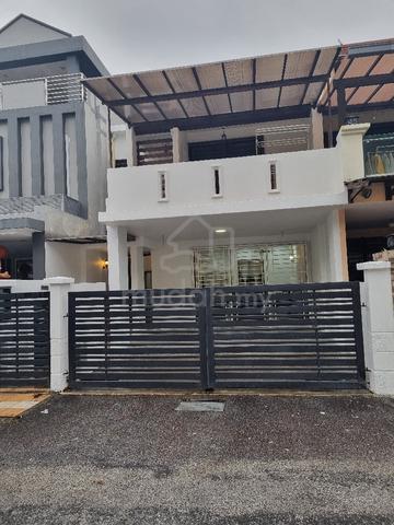 Gated Guarded 3 Storey Superlink House For Sale Near KL City Center 1
