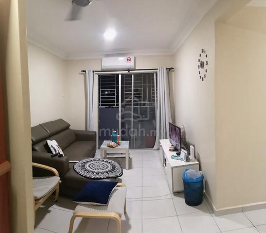 Mandarina Court 1
