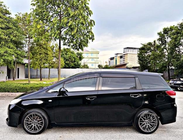 Toyota WISH 1.8 ZGE20G (A) DIRECT OWNER - 5
