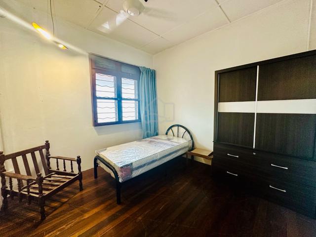 Room near Sarawak General Hospital / Aeon Mall / Wisma Saberkas 1