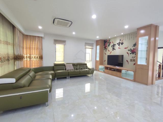 Bungalow at Bundusan KK 1