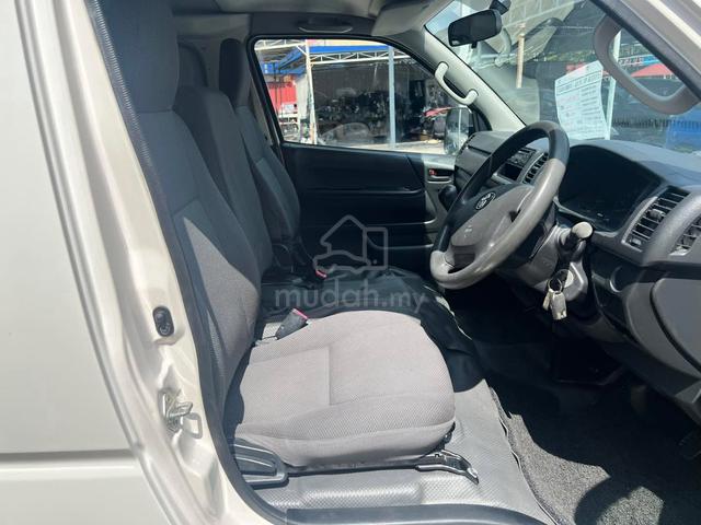 2016 Toyota HIACE 2.5 (M)PANEL VAN/DIESEL - 5