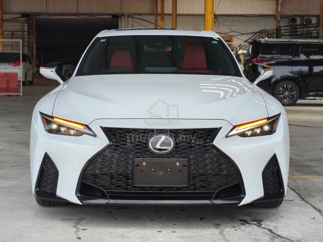 2022 Lexus IS300 2.0 F-SPORT - 1