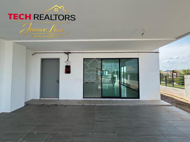 Extra Land Double Storey Terrace End Lot at Senni Bukit Bayan 1