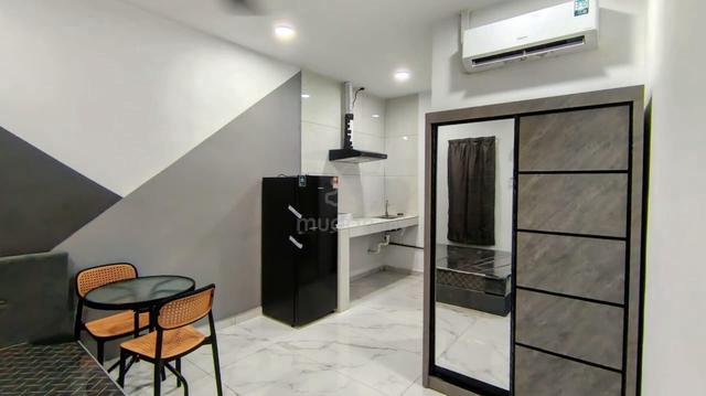 Nice Studio House KSL Jb Town Prime Location Easy to CIQ Landed house 1