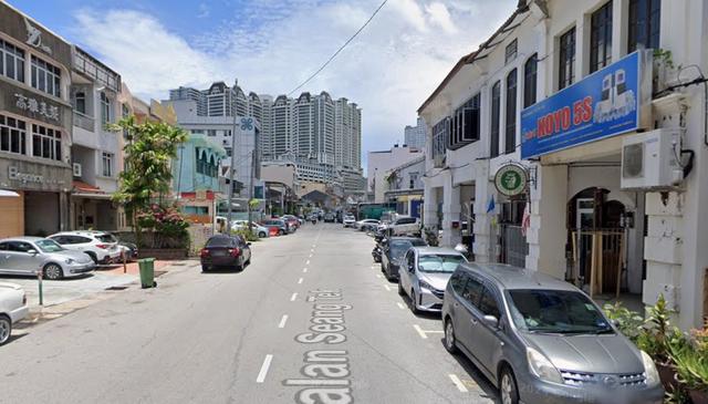 Georgetown Seang Teik Road 1300sf 2-Storey Shophouse Renovated 1