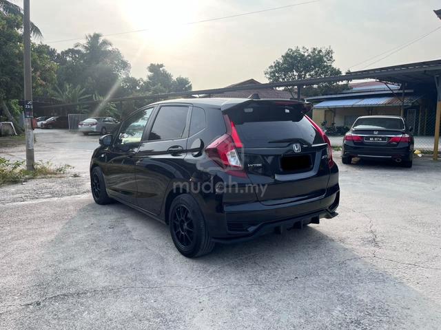 2020 Honda Jazz 1.5 E (A) GK5 (LOAN KEDAI) - 5