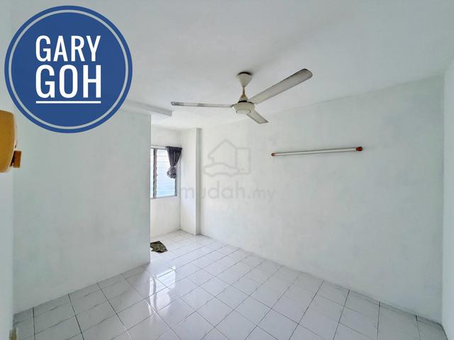 Sri Ivory (Sri Ivori) Apartment 1