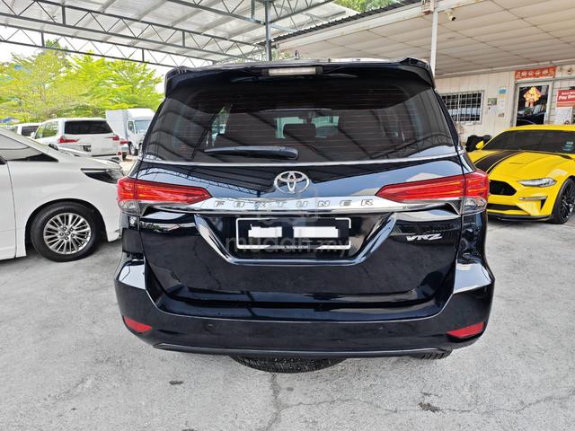 2018 Toyota FORTUNER 2.4 VRZ 4X4 (A) Full Loan - 4