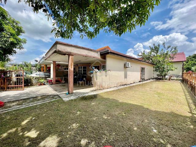 (PALING MURAH) CORNER LOT 1 Storey Taman Desa Mewah, Semenyih 1