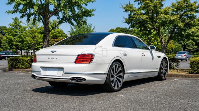 2023 Bentley Flying Spur Azure V8 BROWN INTERIOR - 2