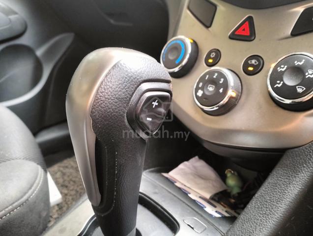 2016 Chevrolet SONIC 1.6 LTZ (A) - 4
