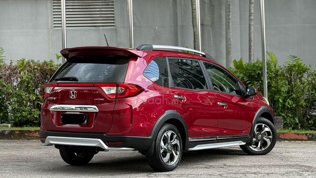 2017 Honda BR-V 1.5 V (A) FSR FULL SPEC ONE OWNER - 3