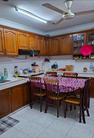 Seputeh 3-STOREY LANDED HOUSE FOR SALE 1
