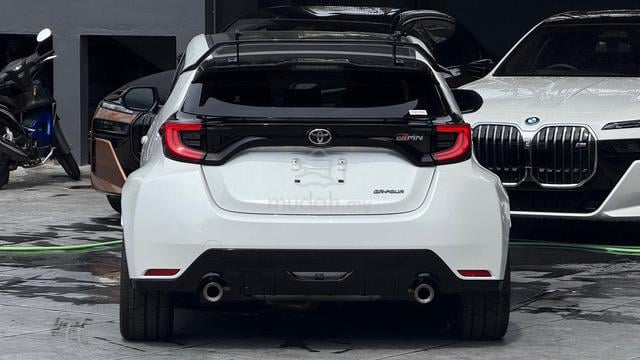 2023 Toyota GRMN YARIS 1.6 CIRCUIT PACKAGE (M) - 4