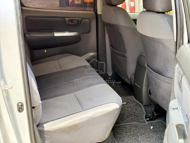 Toyota Hilux 2.5 A VNT Sportivo GR 4X4 Facelift - 5