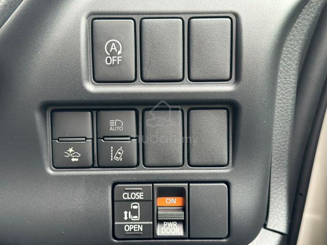 2019 Toyota VOXY 2.0 ZS KIRAMEKI II LEATHER SEAT - 4