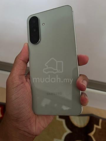 Samsung Galaxy A56 5G - photo 3 of 6