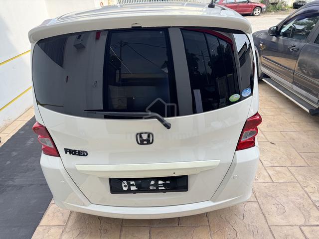 2010 Honda FREED 1.5 E (A) - 5