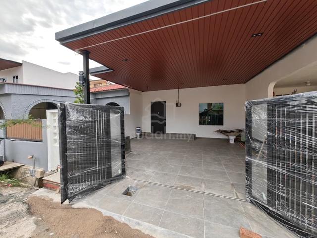 Single Storey For Sale Taman Sinn , Semabok near Ujong Paisr Melaka 1