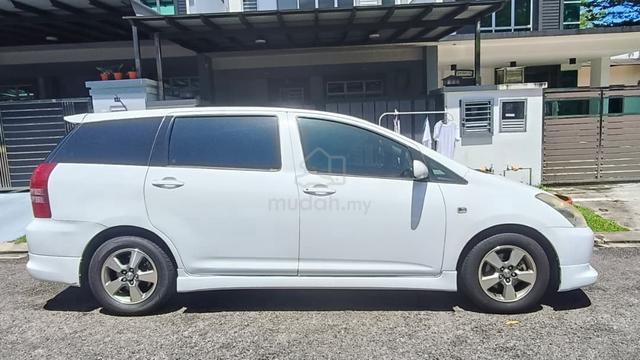 Toyota Wish 1.8 Japan Import CBU at JB - 3