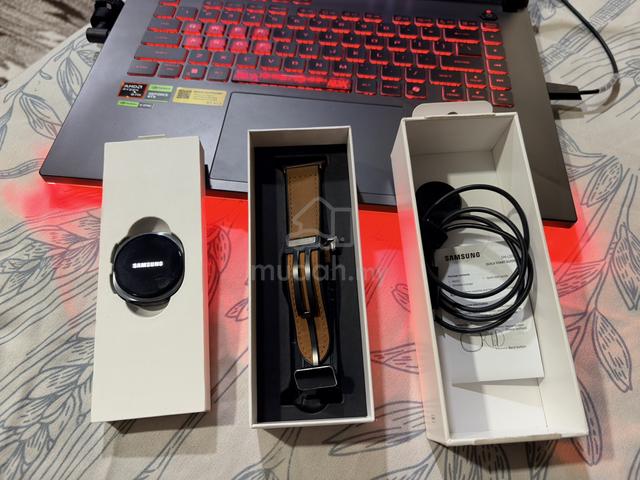 Samsung Galaxy Watch8 (40mm) Full Set - photo 2 of 6