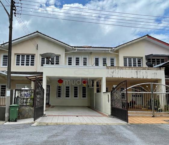 Well Maintained Tabuan Laru Double Storey House 1