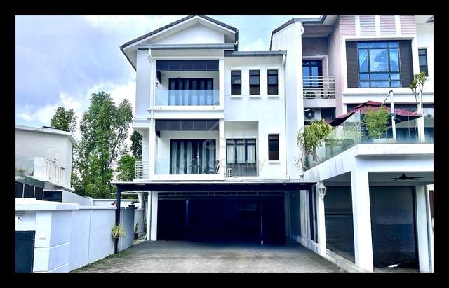 PRIVATE LIFT🔥 FACING OPEN ENDLOT 3 Storey Casa Rimba Desa Melawati 1